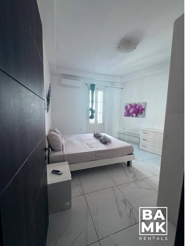 Foto 10 von 14: Two-Bedroom Apartment with View