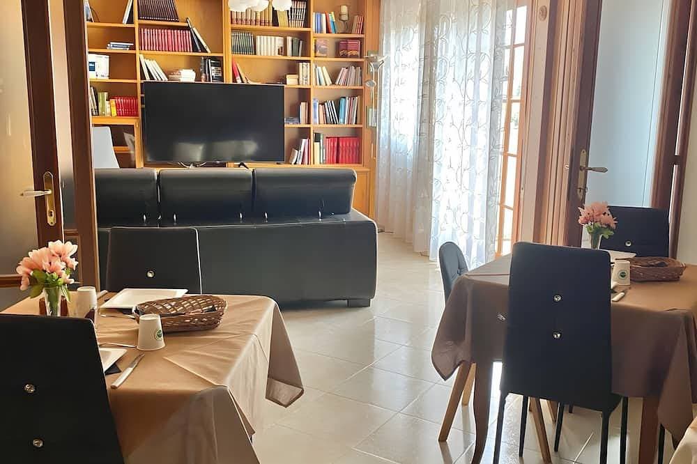 Foto 4 von 11: Exklusive Ferienwohnung im Zentrum von San Giovanni Suergiu