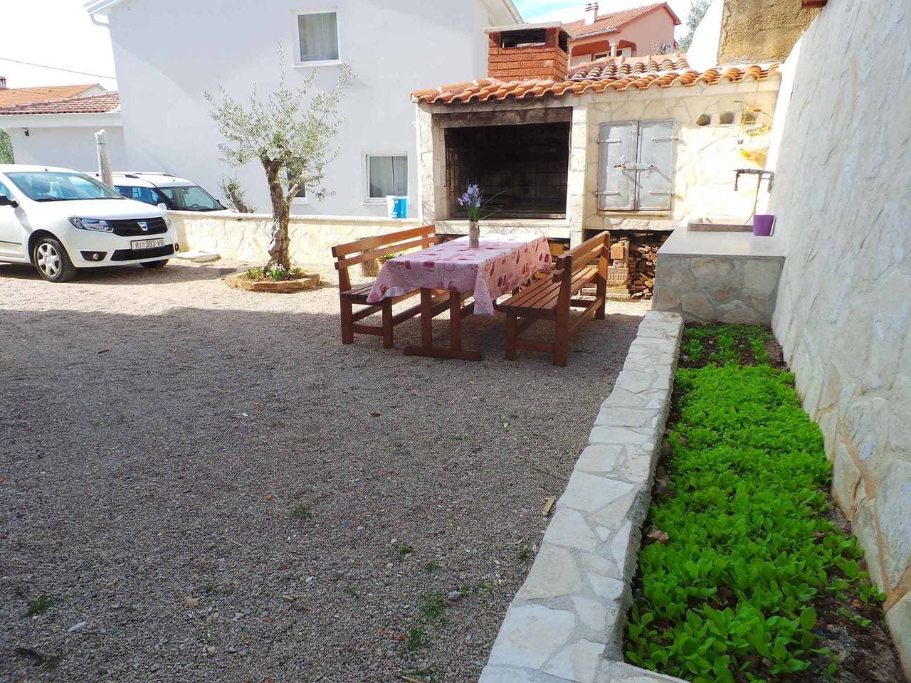 Foto 2 von 25: Studio mit Terrasse und Klimaanlage