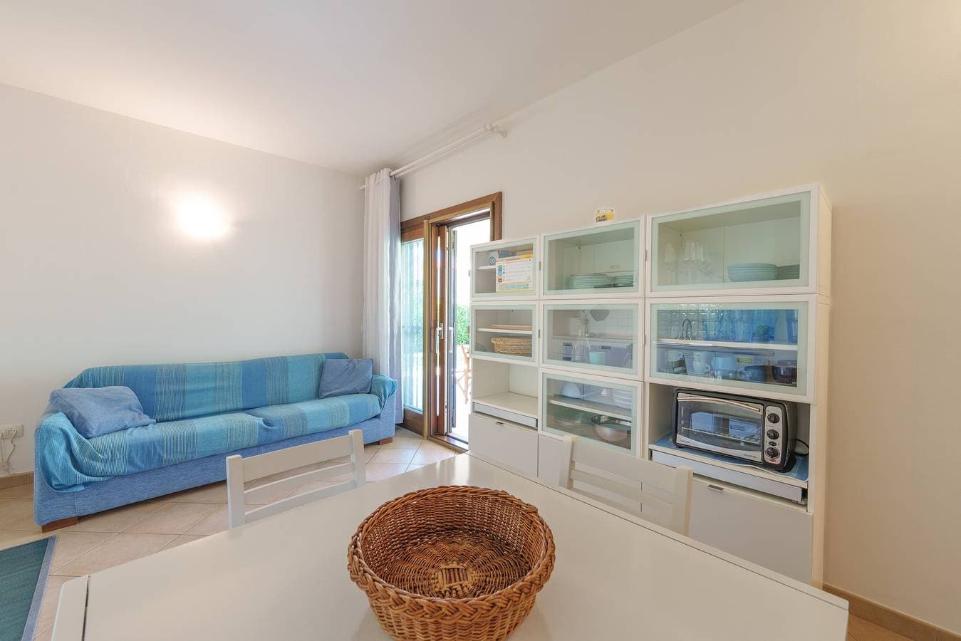 Foto 5 von 20: Ferienwohnung 'Casa Vacanze Mandorlo' mit Gemeinschaftspool, Terrasse und Garten