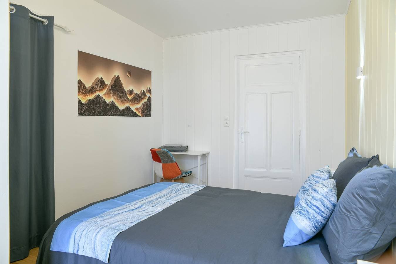 Foto 9 von 22: Gästezimmer 3 mit Gemeinschaftspool, geteiltem Garten und WLAN