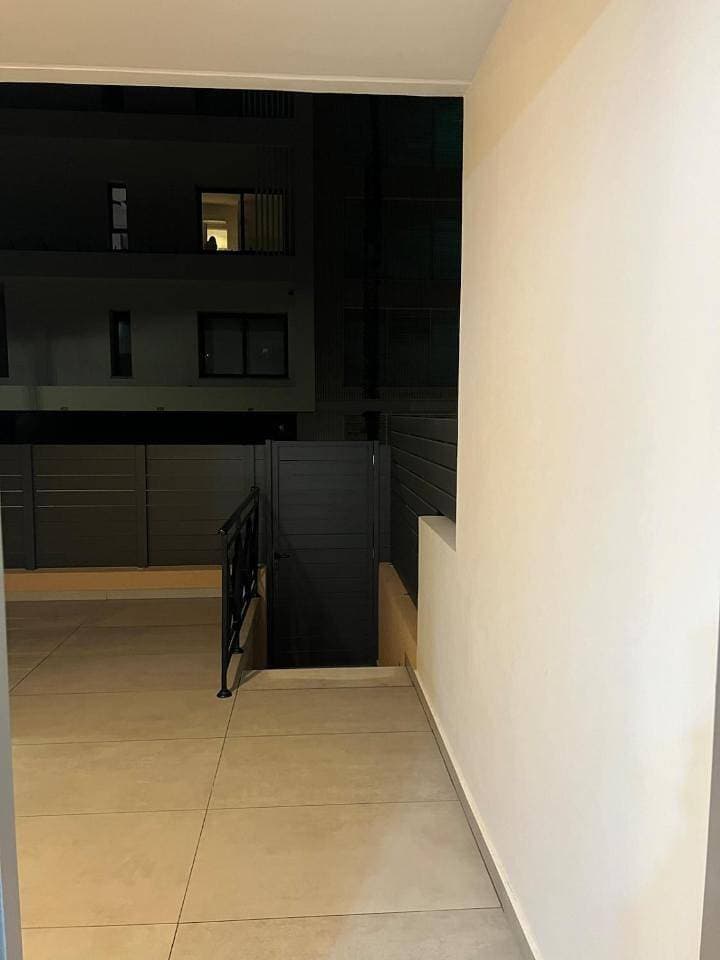 Foto 10 von 41: Two-Bedroom Apartment