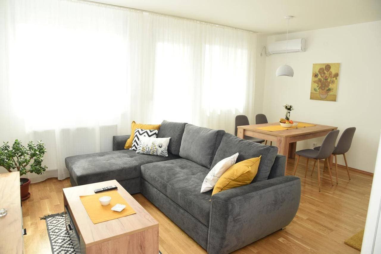 Suncokret Apartmani Loznica 1