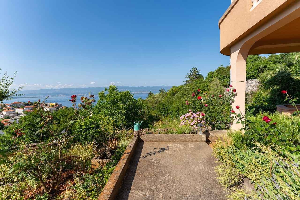 Foto 4 von 26: Studio mit Terrasse und schönen Meerblick