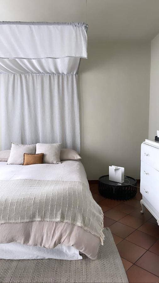 Foto 5 von 10: Double Room with Private Bathroom