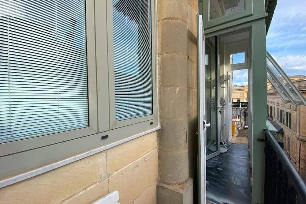 Foto 10 von 19: Exclusive Duplex Penthouse with Jacuzzi and Panoramic Views in Valletta