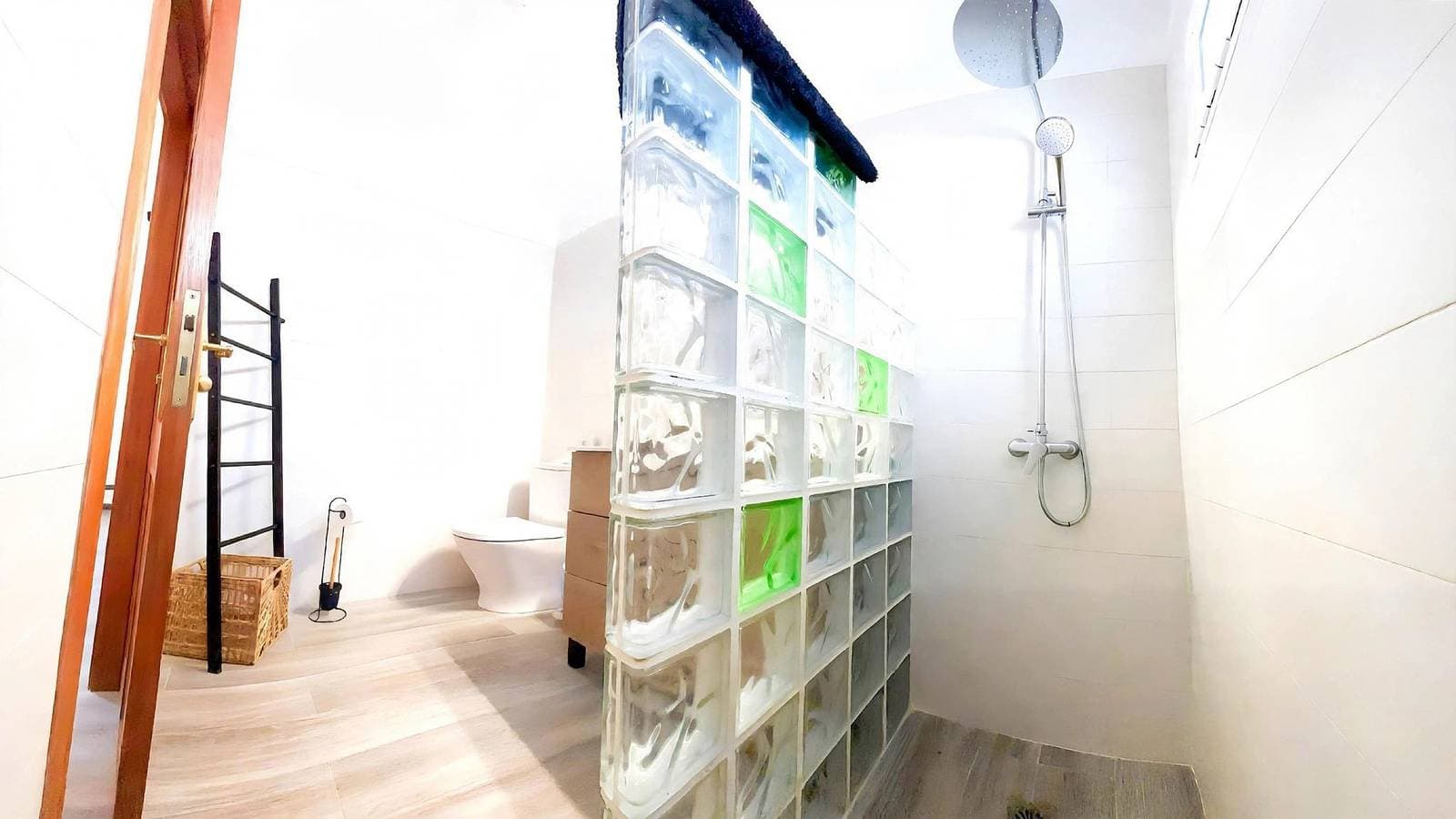 Foto 13 von 23: Villa Descansa mit Privatpool, Klimaanlage, Meerblick, Smart-TV & Wifi