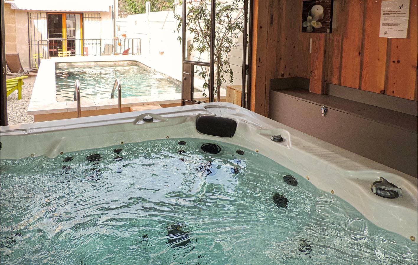 Foto 9 von 23: Appartement am Pool mit Parkplatz & WiFi | 1km nach Aubignan