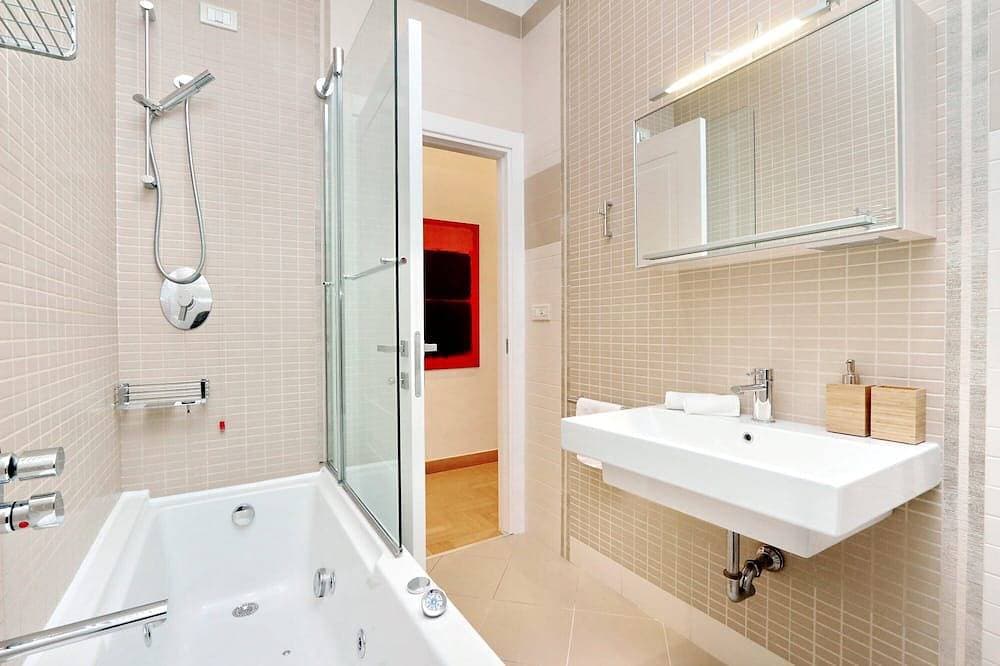 Foto 9 von 23: Elegant apartment with 3 bedrooms 3 bathrooms Piazza del Popolo