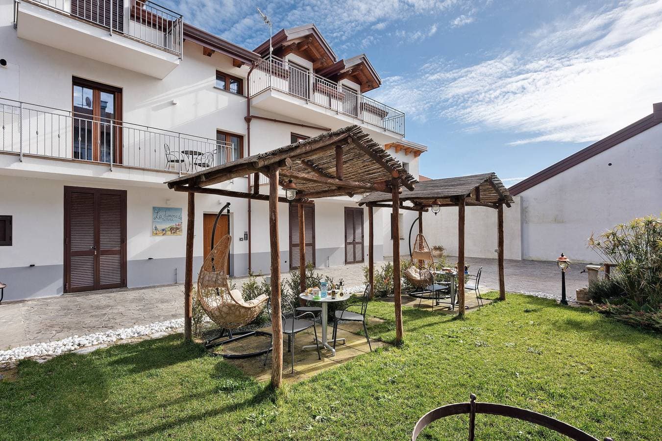 Foto 2 von 28: Ferienwohnung 'Nonno Giovanni' mit Bergblick, Wi-Fi und Klimaanlage
