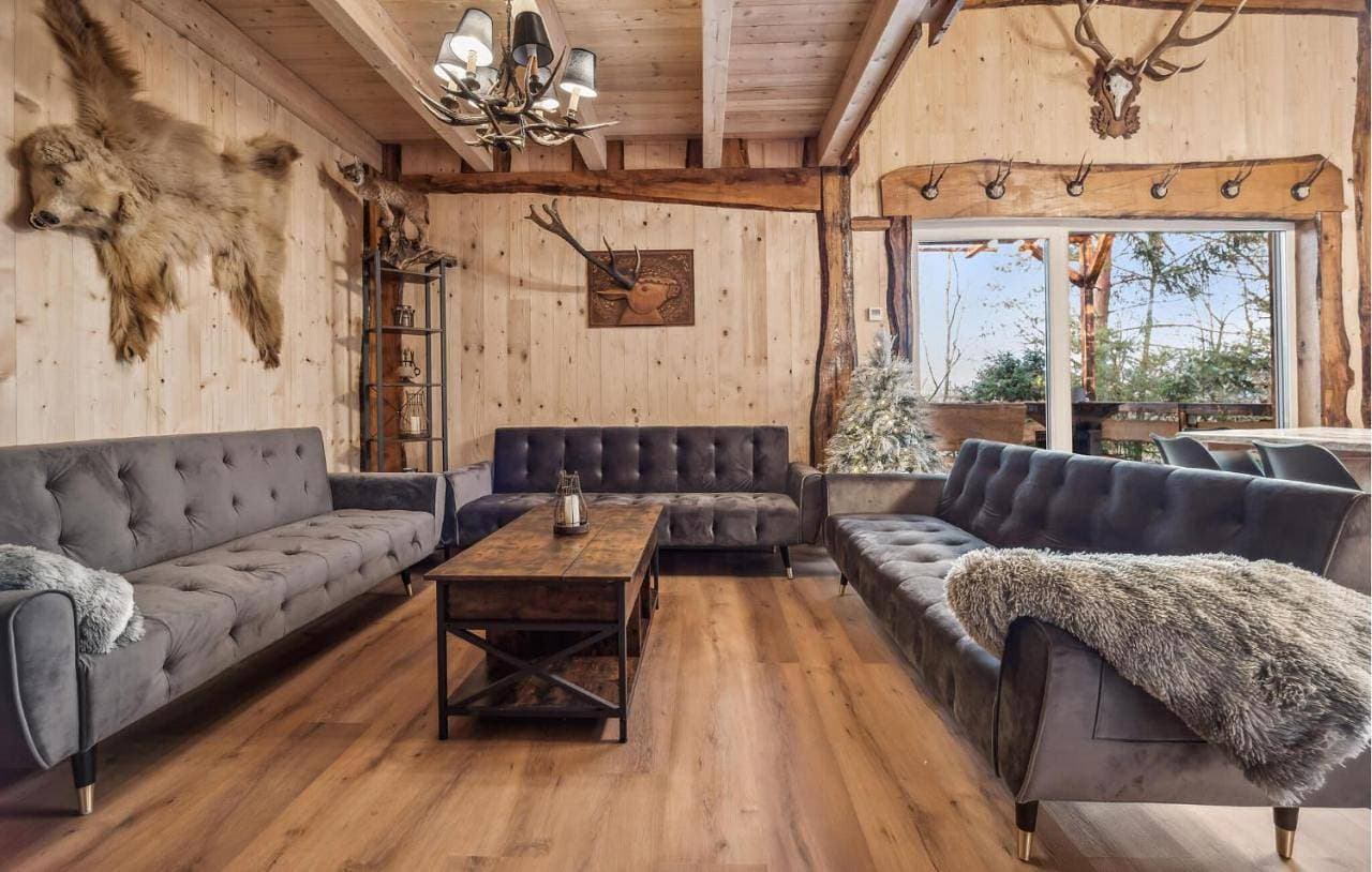 Foto 4 von 19: Five-Bedroom Holiday Home