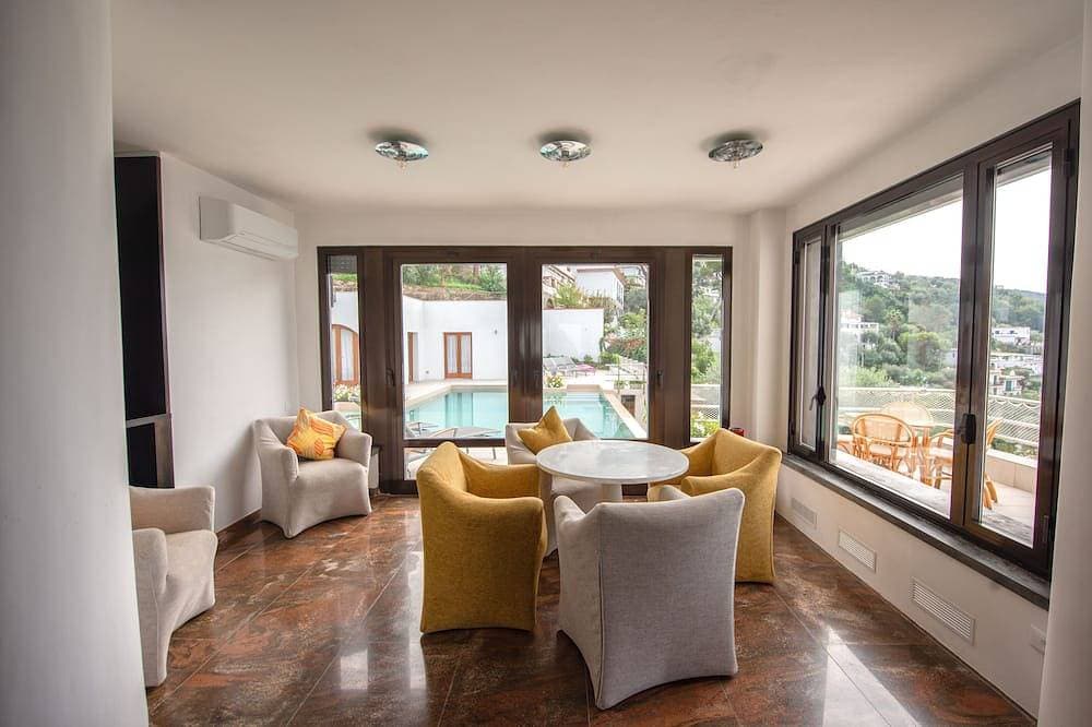 Foto 8 von 30: Villa Silvana-AmalfiCoast Panoramic villa  with large garden and swimmingpool