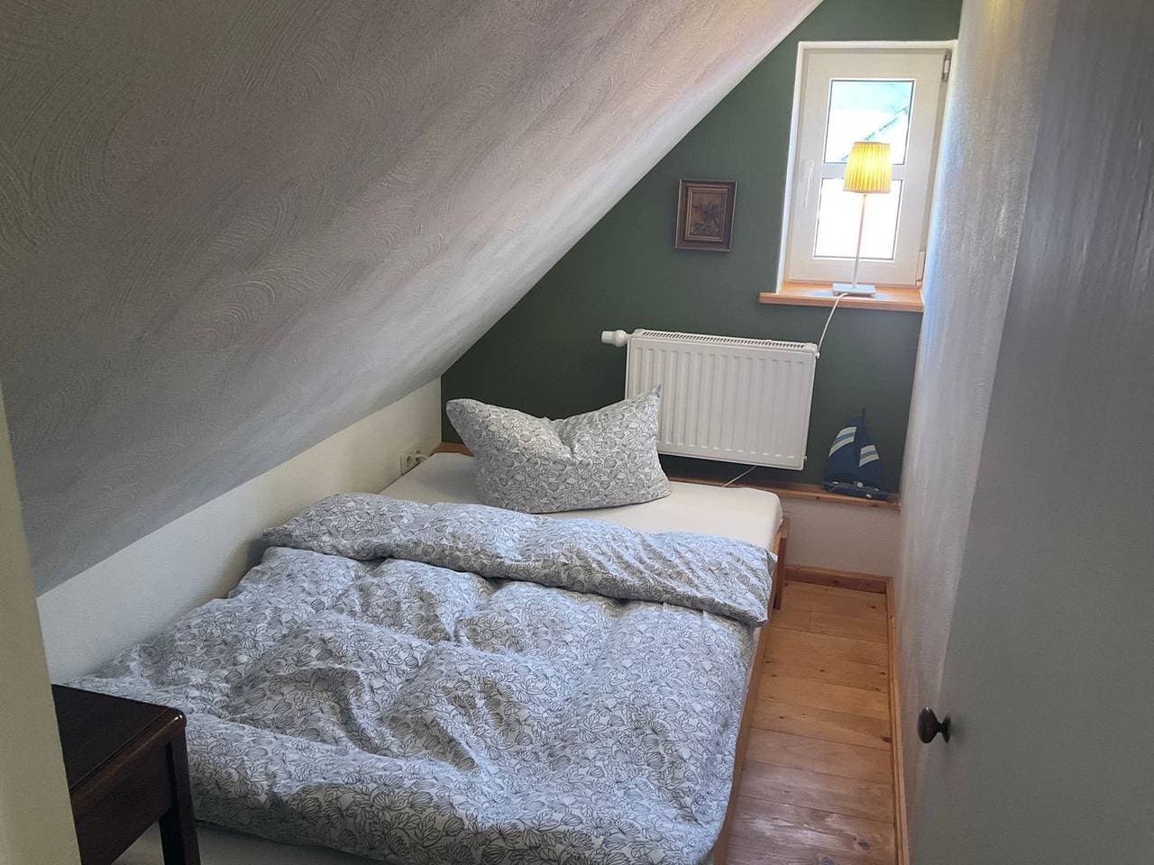 Foto 13 von 16: Ferienwohnung im authentischen Kapitänshaus, atemberaubender Wasserblick