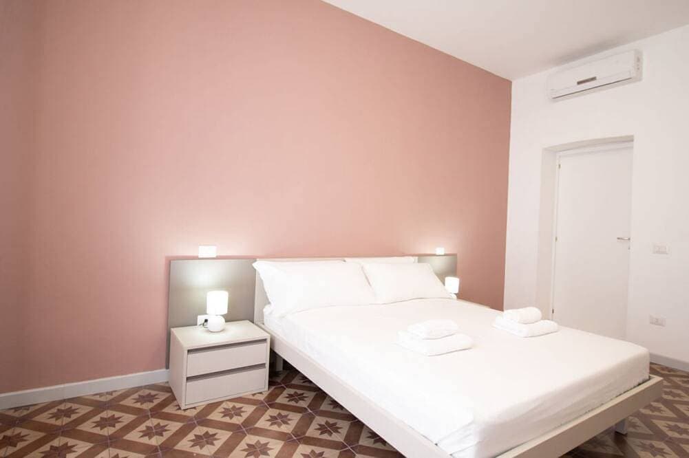 Xenia Boutique House 3 1