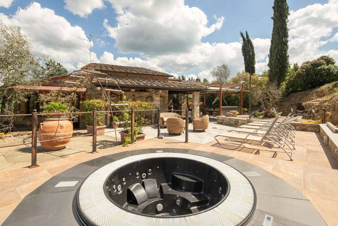 Foto 2 von 32: Villa für 6 Personen mit Garten