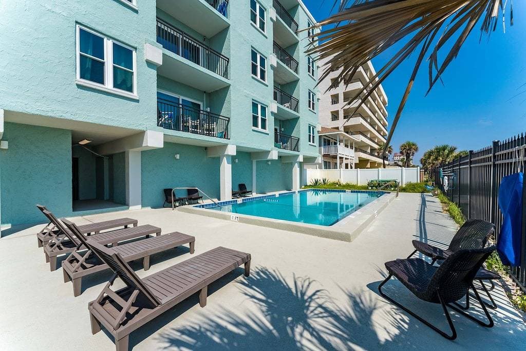 Sandpiper Oceanfront 4B 1