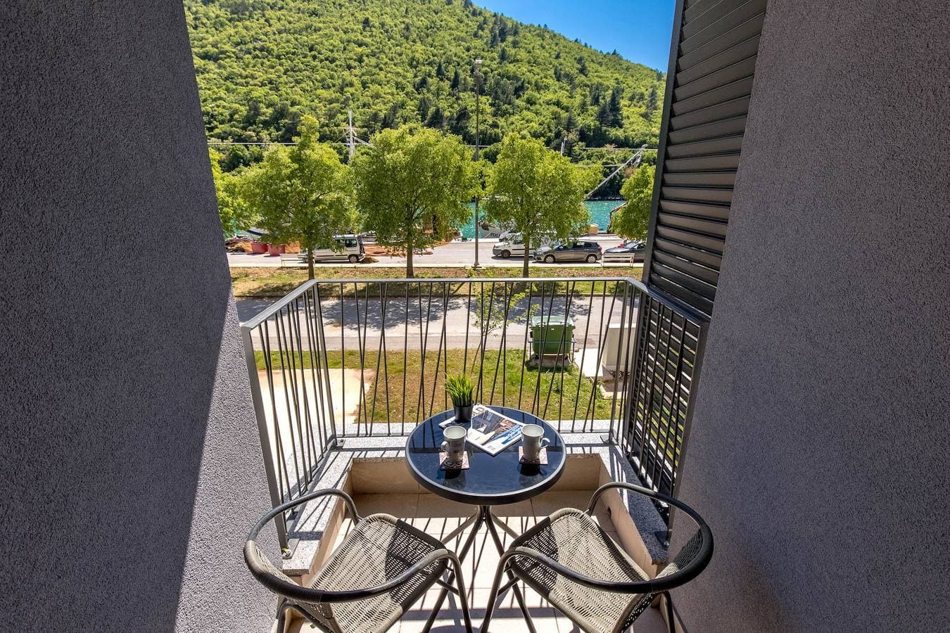 Sea-View Balcony Apt Lady Laura 1