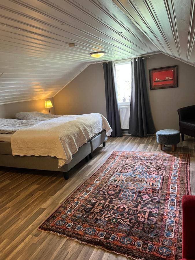 Foto 5 von 10: Standard Double Room with Shared Bathroom