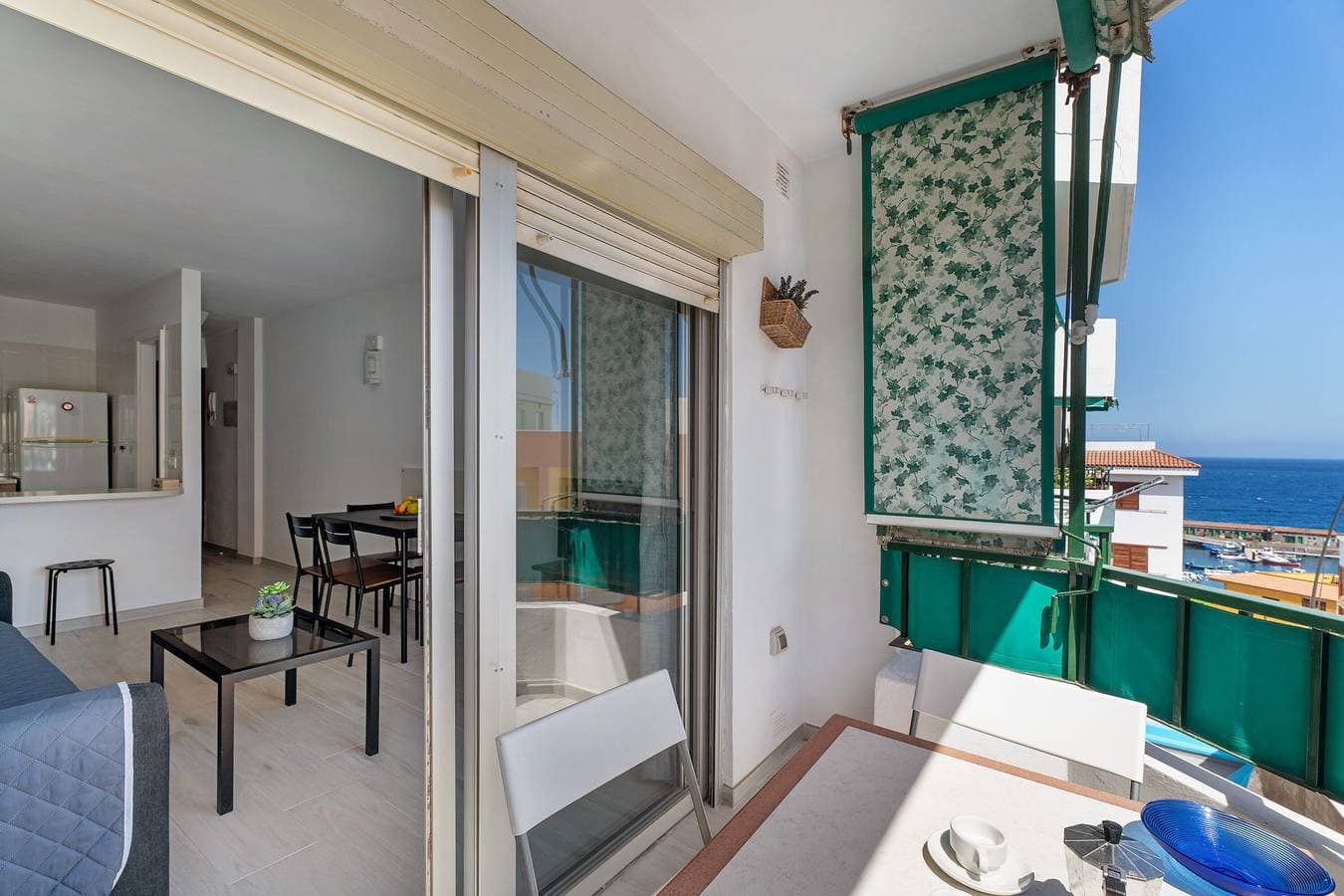 Foto 4 von 28: Ferienwohnung 'La Concha' mit Meerblick und Balkon