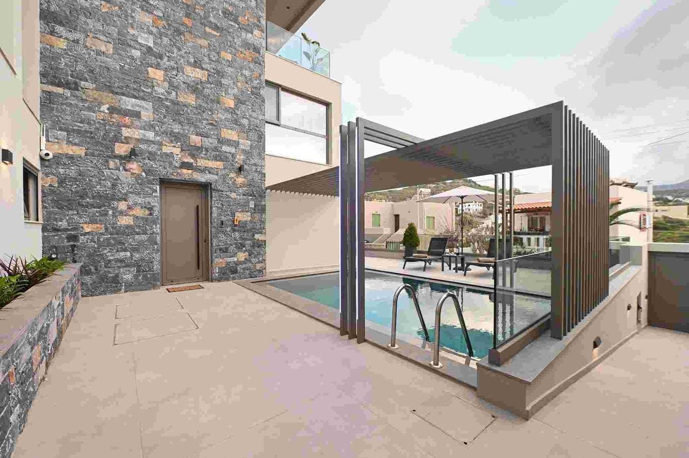 Foto 7 von 35: Ferienwohnung für 6 Personen mit Terrasse