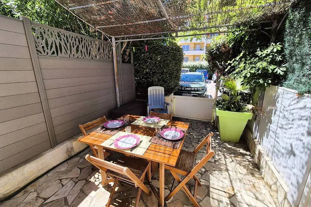 Foto 11 von 13: Residence Les Maisons De La Plage - T2 duplex in secure residence, private parking, swimming pool, air conditioning, internet