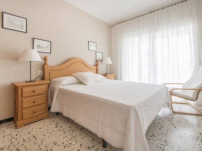 Foto 12 von 22: Ferienwohnung für 6 Personen mit Balkon