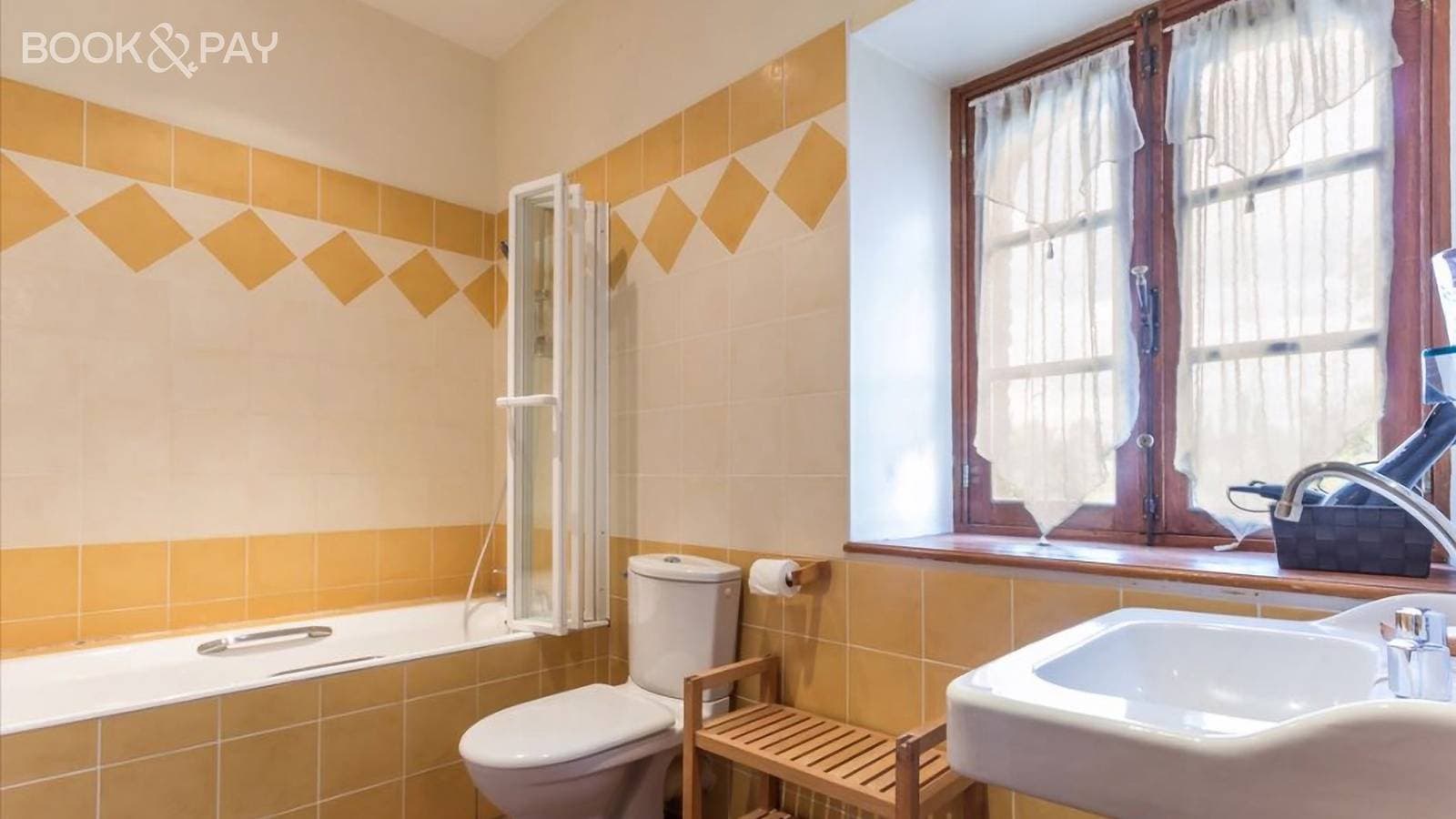 Foto 5 von 22: Ferienhaus für 12 Personen mit Garten