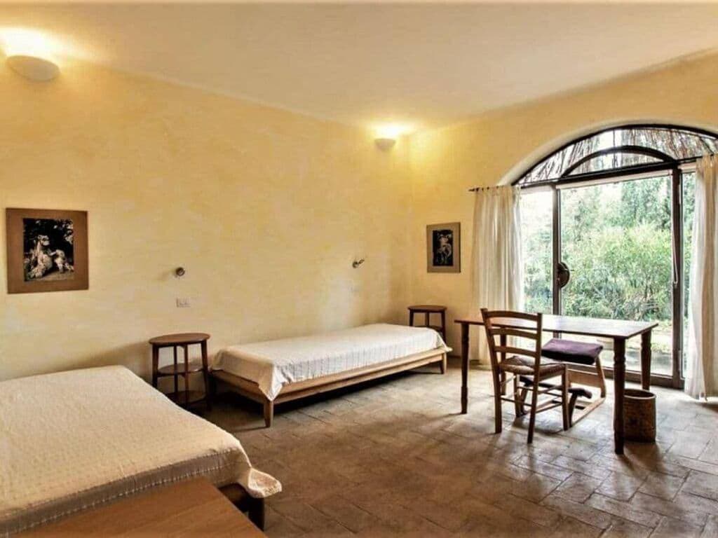 Foto 6 von 25: Two-Bedroom Holiday Home