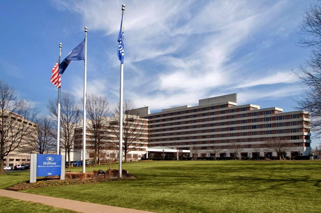 Foto 12 von 36: Hilton McLean Tysons Corner