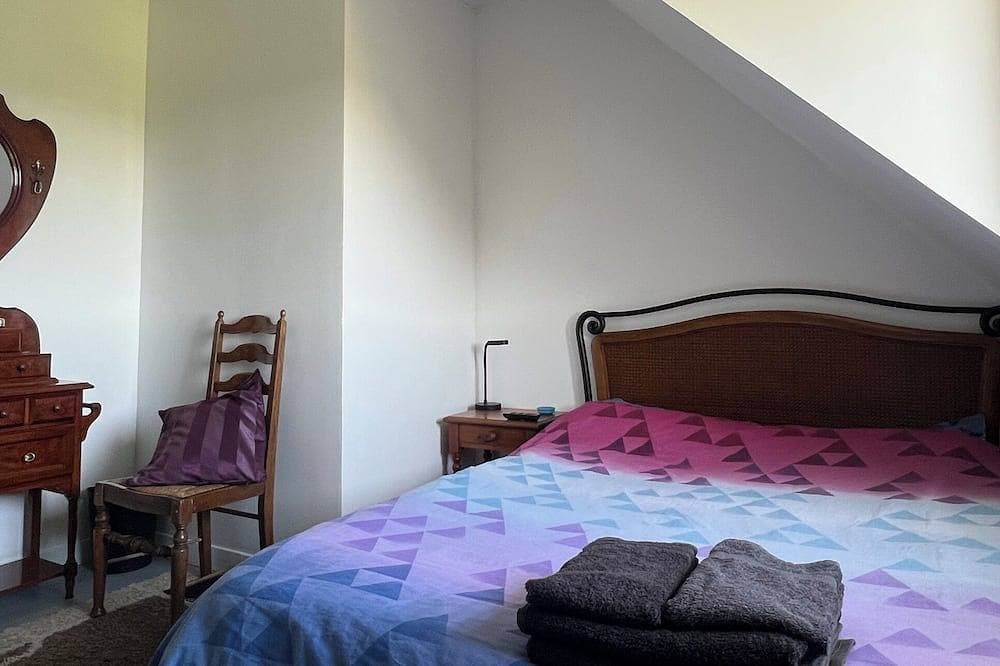 Room B Penn Ar Bed $ Breakfast 1