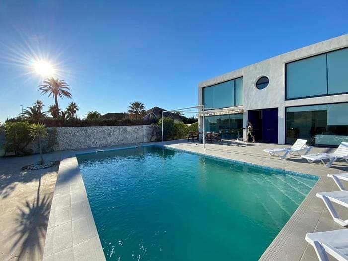 Foto 3 von 28: Traumvilla mit Meeresblick und Privatpool