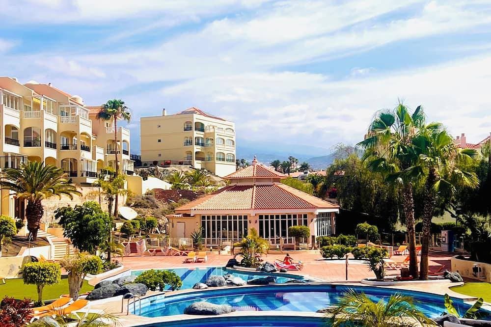 Caluca. Modern apartment near the ocean in Golf del Sur. With a Private Terrace 1
