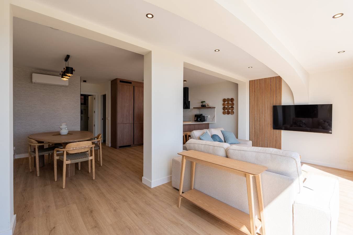 Foto 7 von 27: Casa Ventura – Charming Beachside Apartment with G