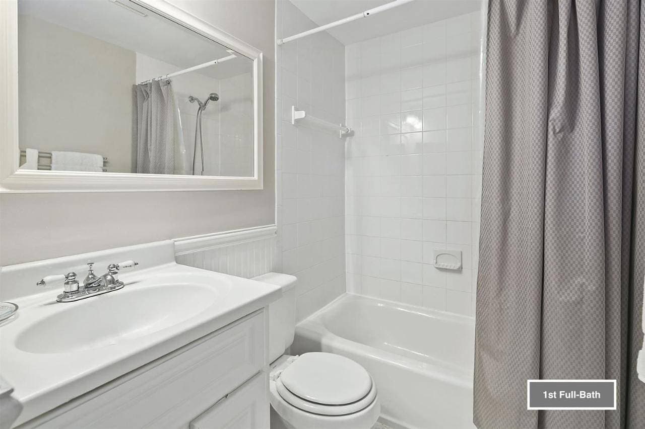 Foto 4 von 5: Three-Bedroom Townhouse