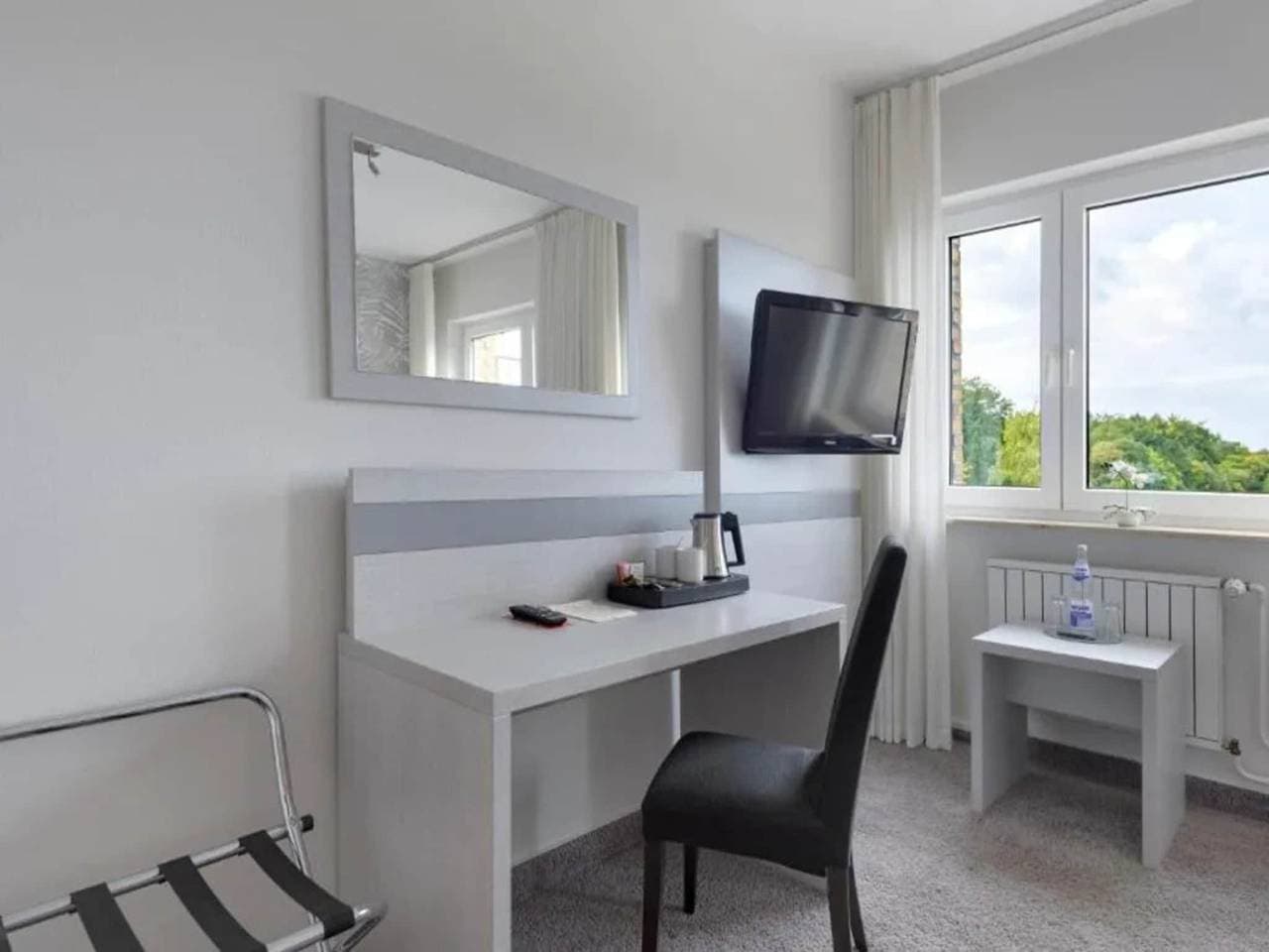 Foto 12 von 61: Sunday Hotel des Nordens Standard-Doppelzimmer