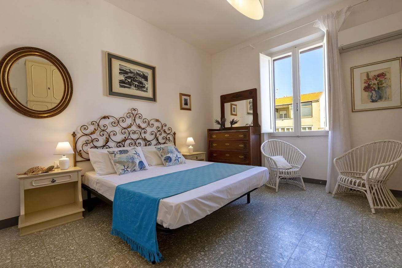 Foto 6 von 29: Ferienwohnung für 4 Personen mit Balkon/Terrasse
