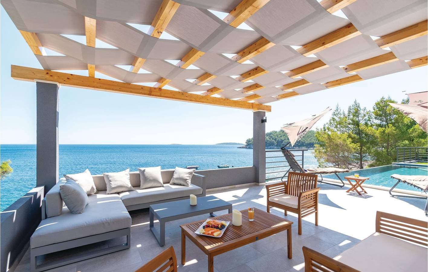 Foto 8 von 56: Reizende 164 m² große Wohnung mit Pool, Terrasse und nur 600 m vom Strand entfernt