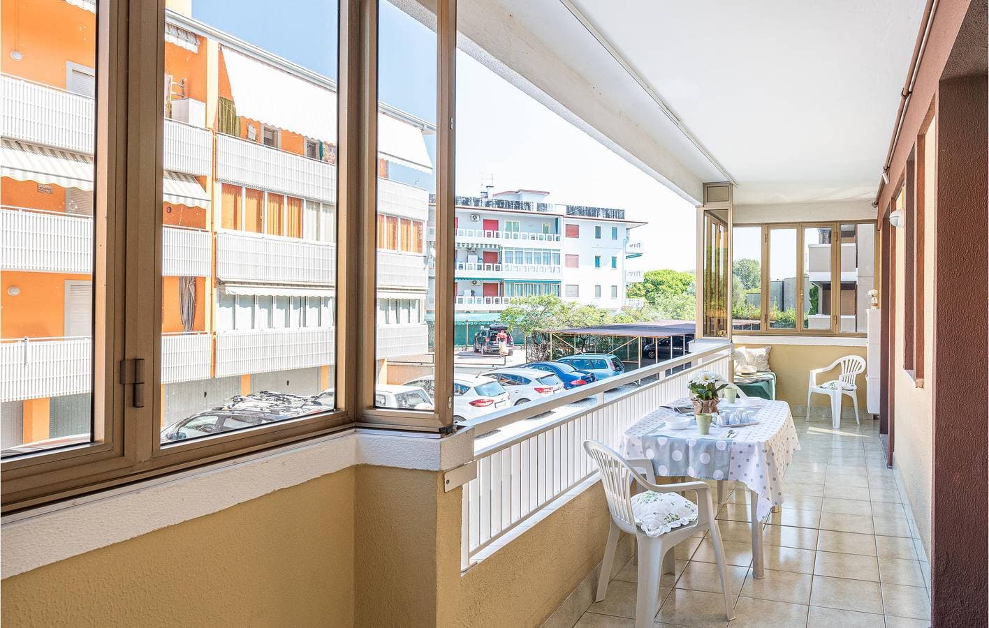 Foto 3 von 17: Appartement am Strand mit Terrasse & AC - für 4 Personen