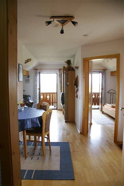 Foto 7 von 11: Beim Rieder - Ferienwohnung 45 qm mit Balkon und Bergblick