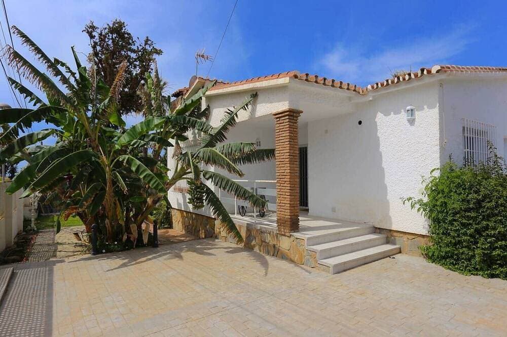 Foto 12 von 30: Villa Luna Beach Premium 9pax