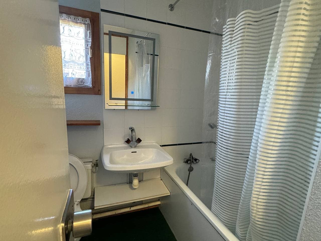 Foto 5 von 12: Gemütliches Studio 2 Pers, Ski-in/Ski-out, Balkon, Pistenblick