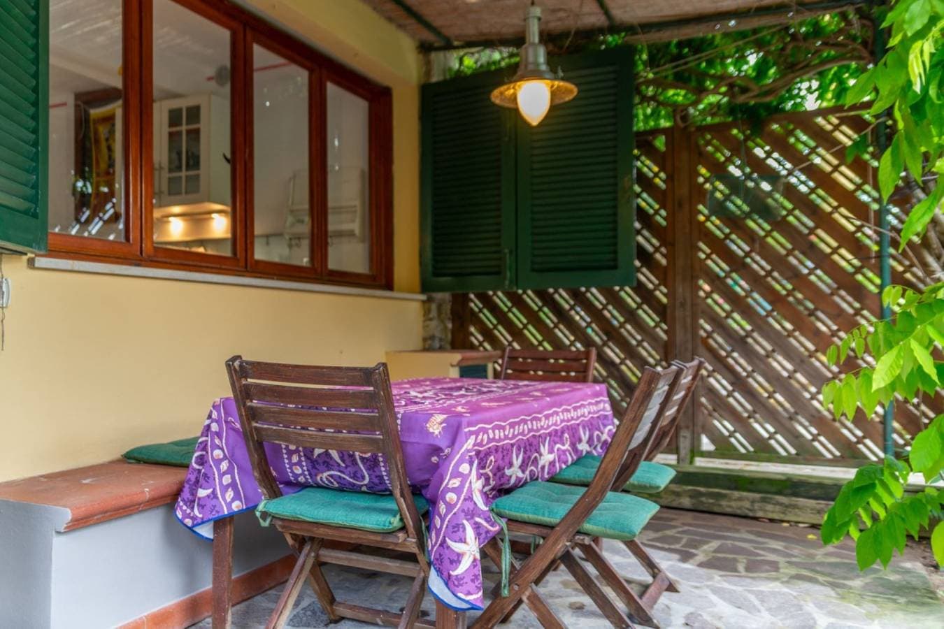 Foto 7 von 32: Ferienwohnung für 4 Personen mit Terrasse