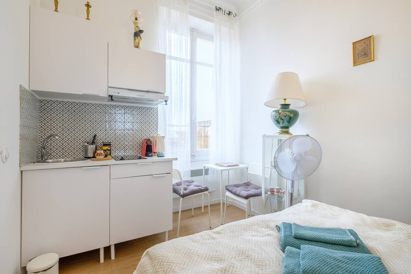 Foto 5 von 23: Einzimmerapartment 'Joli Prés De Monaco' mit Meerblick und Wi-Fi