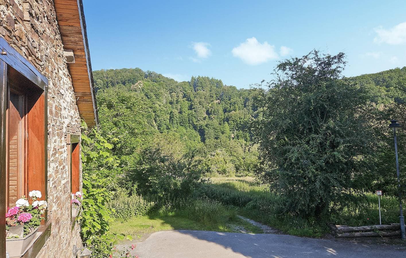 Foto 10 von 38: Ferienhaus für 16 Personen mit Garten