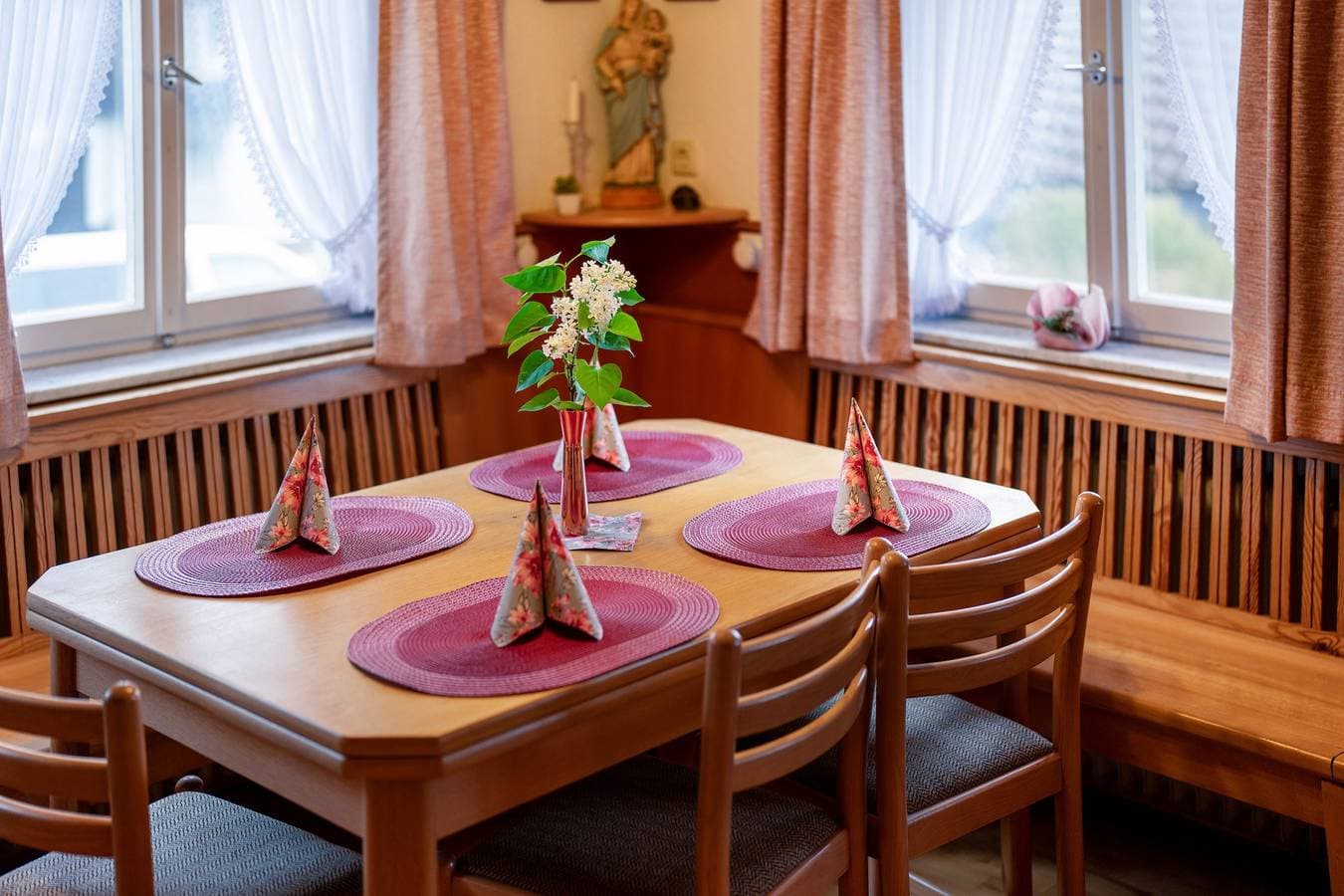 Foto 5 von 29: Ferienwohnung "Zum Pavillon" mit privater Terrasse und WLAN