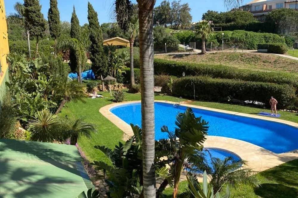 Splendid apartment with pool, A/C near Miraflores Golf, Mijar Golf 1