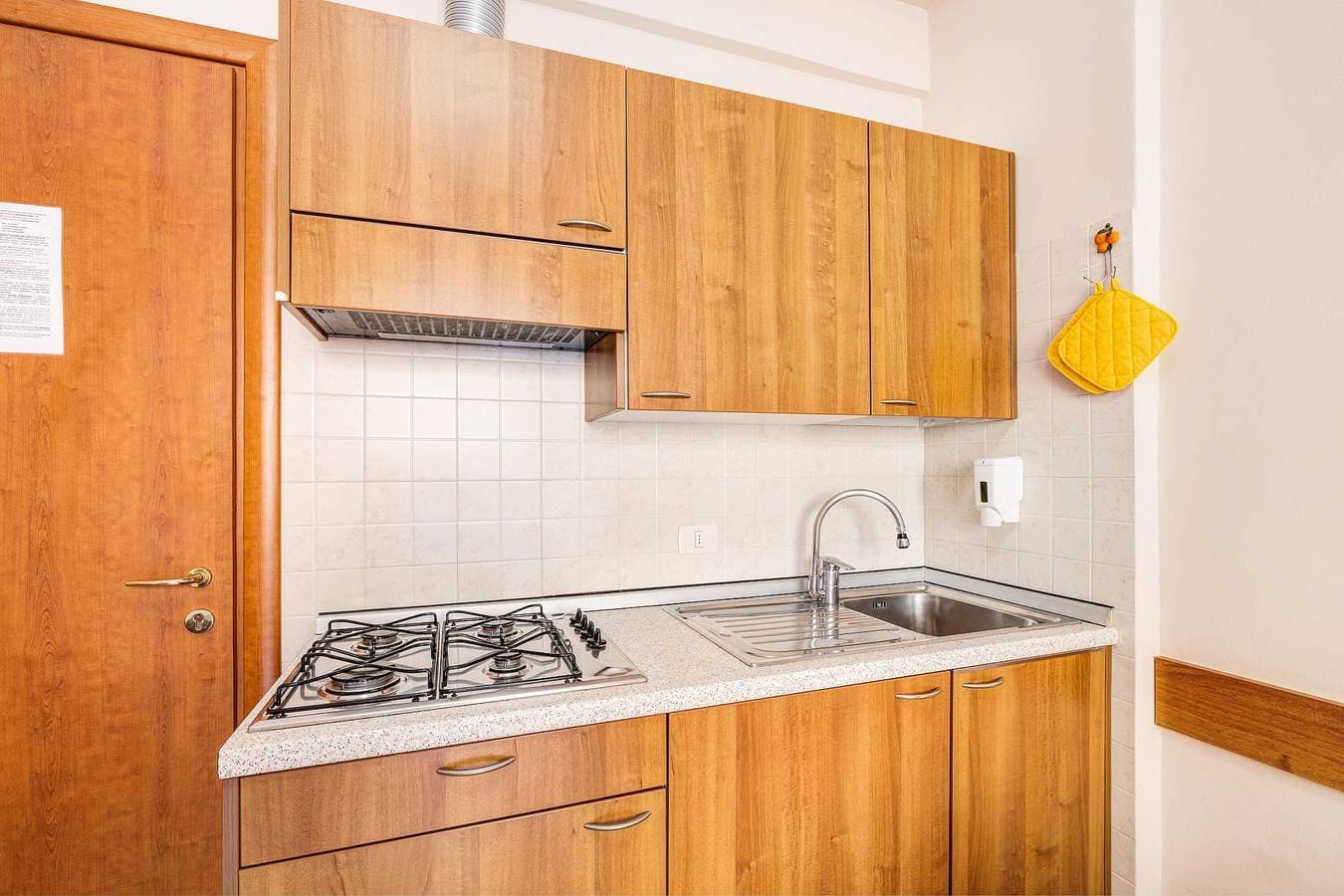 Foto 8 von 20: Ferienwohnung 'Isophylla Comfort' in Strandnähe mit Balkonen und WLAN