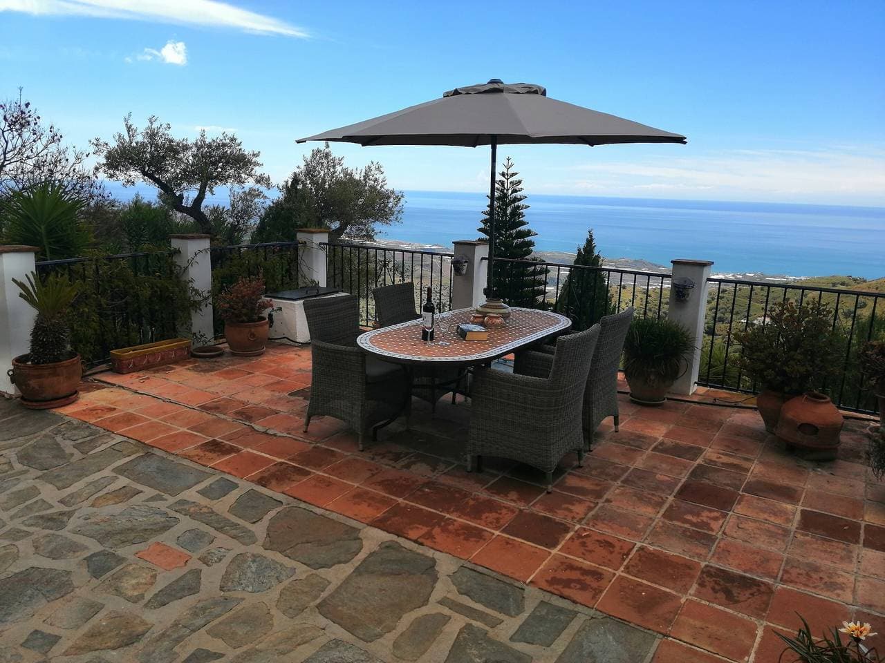 Foto 2 von 31: Villa 'La Montaña Del Oro' mit Meerblick, WLAN und Klimaanlage
