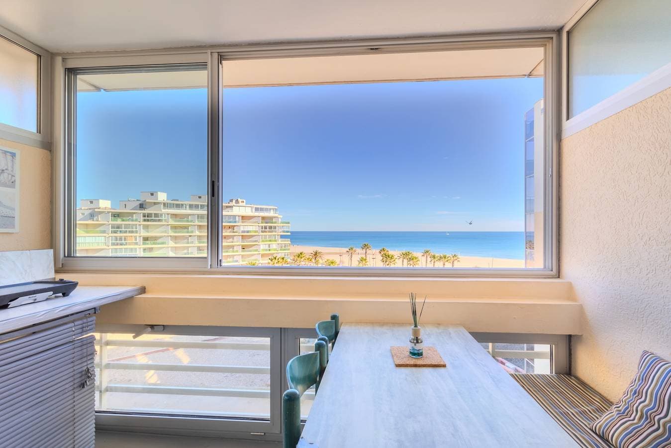 Studio vue mer 1