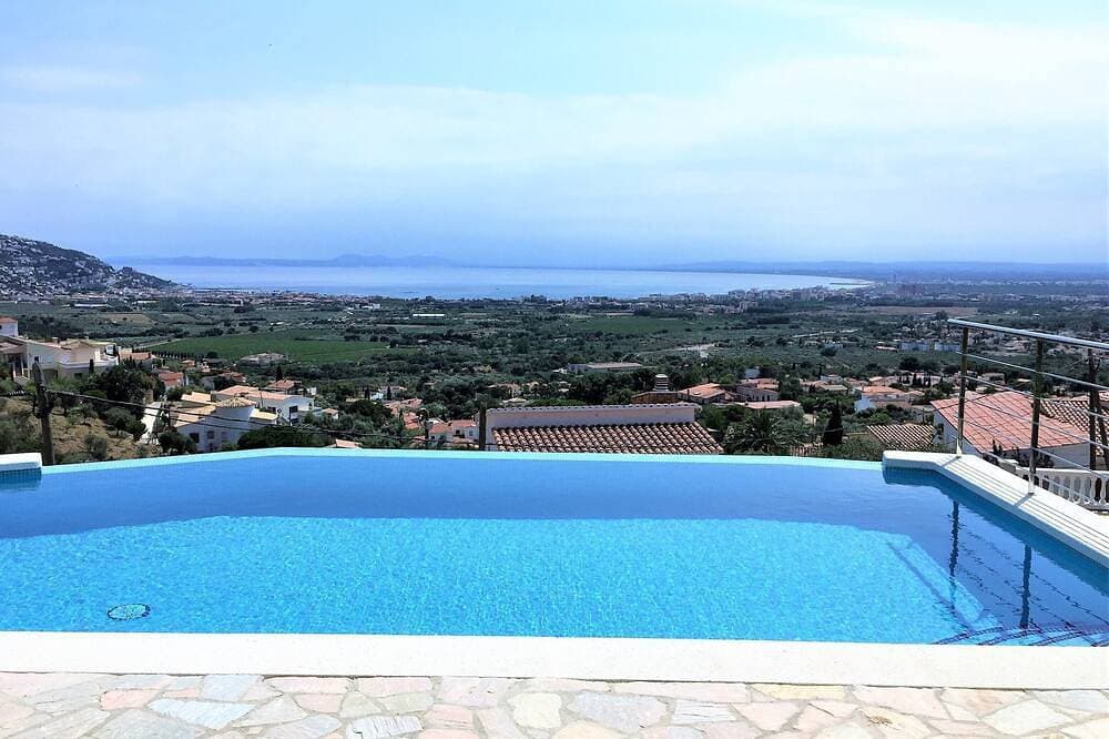Casa Mireilla - Ferienwohnung mit perfektem Meerblick  & Privat-Pool 1
